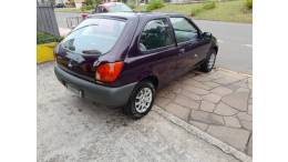 FORD - FIESTA - 1998/1998 - Roxa - R$ 8.500,00