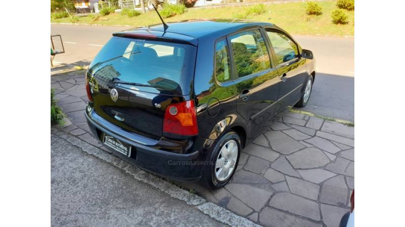 VOLKSWAGEN - POLO - 2003/2003 - Preta - R$ 20.500,00