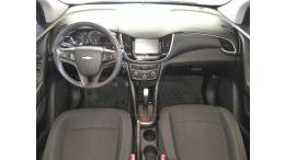 CHEVROLET - TRACKER - 2017/2018 - Prata - R$ 80.000,00