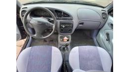 FORD - FIESTA - 1998/1998 - Roxa - R$ 8.500,00