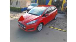 FORD - FIESTA - 2016/2017 - Vermelha - R$ 54.000,00