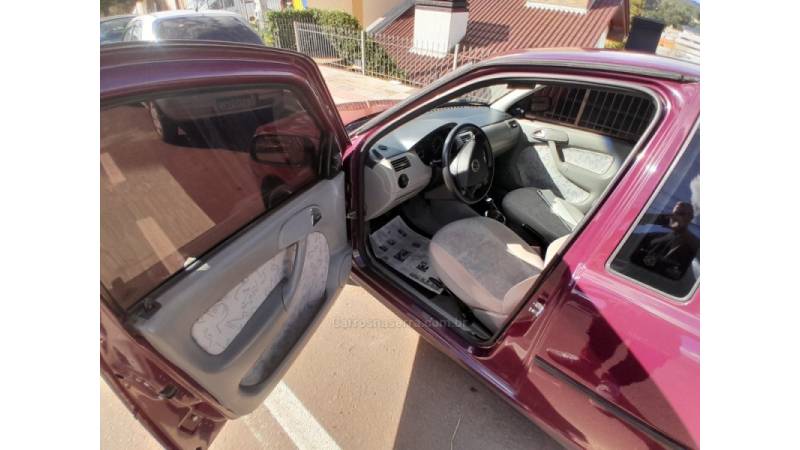 VOLKSWAGEN - SAVEIRO - 2000/2000 - Roxa - R$ 24.500,00