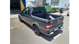 FIAT - STRADA - 2011/2012 - Verde - R$ 36.000,00