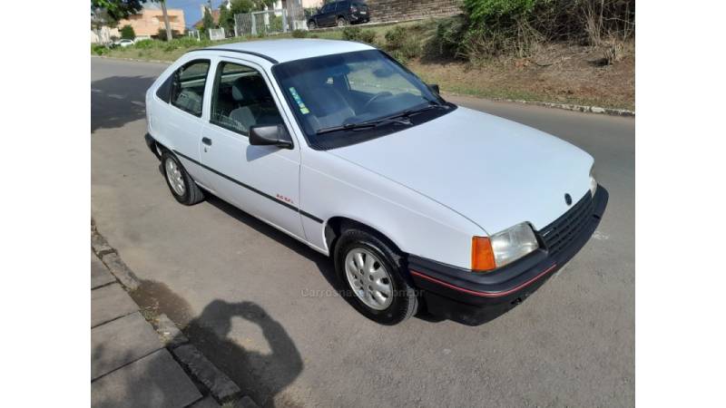 CHEVROLET - KADETT - 1995/1995 - Branca - R$ 14.500,00