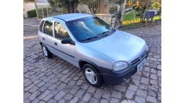 CHEVROLET - CORSA - 1997/1997 - Prata - R$ 15.000,00