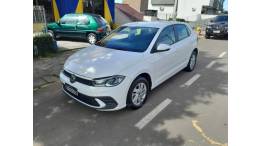 VOLKSWAGEN - POLO - 2023/2023 - Branca - R$ 71.900,00