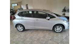 HONDA - FIT - 2015/2016 - Prata - R$ 65.900,00