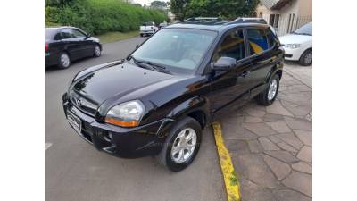 HYUNDAI - TUCSON - 2012/2013 - Preta - R$ 49.500,00