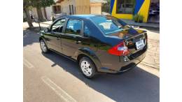 FORD - FIESTA - 2009/2010 - Preta - R$ 26.500,00