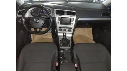 VOLKSWAGEN - GOLF - 2014/2015 - Branca - R$ 76.000,00