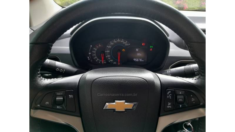 CHEVROLET - SPIN - 2019/2019 - Prata - R$ 64.900,00