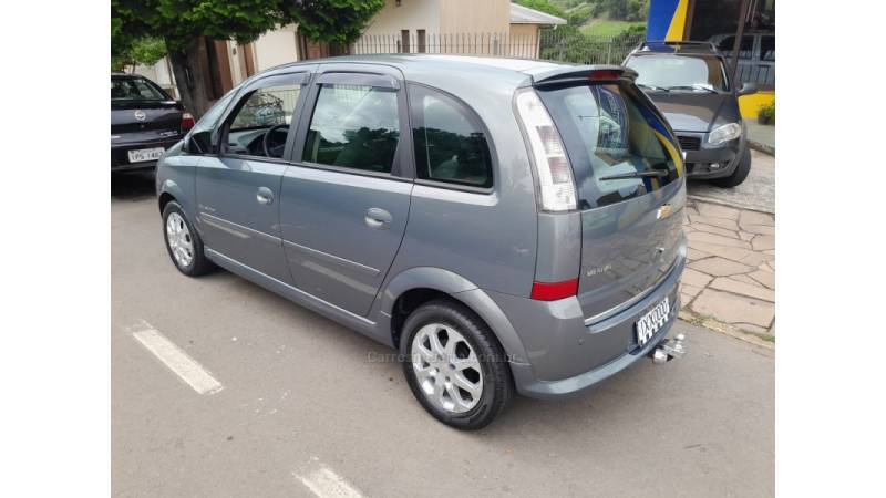 CHEVROLET - MERIVA - 2012/2012 - Verde - R$ 42.900,00