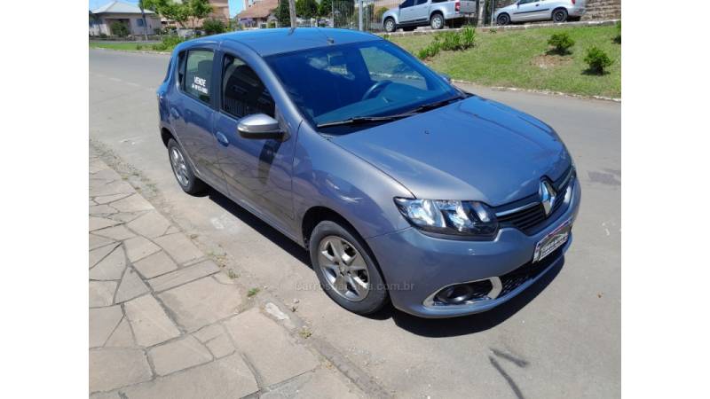 RENAULT - SANDERO - 2018/2018 - Cinza - R$ 43.900,00