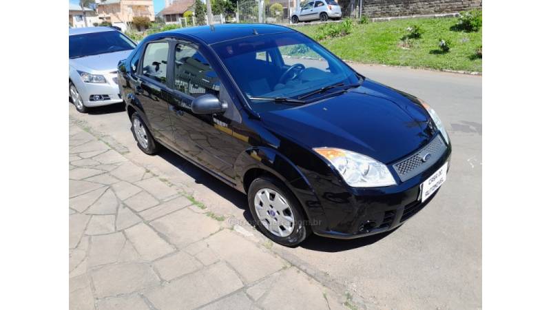 FORD - FIESTA - 2009/2010 - Preta - R$ 26.500,00