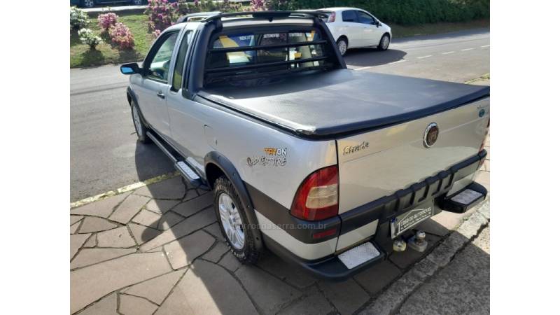 FIAT - STRADA - 2007/2007 - Prata - R$ 27.900,00