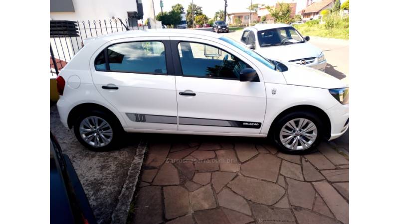 VOLKSWAGEN - GOL - 2018/2019 - Branca - R$ 43.900,00