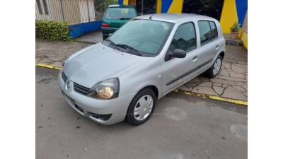 RENAULT - CLIO - 2009/2010 - Prata - R$ 22.500,00