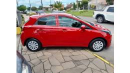 HYUNDAI - HB20 - 2014/2015 - Vermelha - R$ 45.900,00