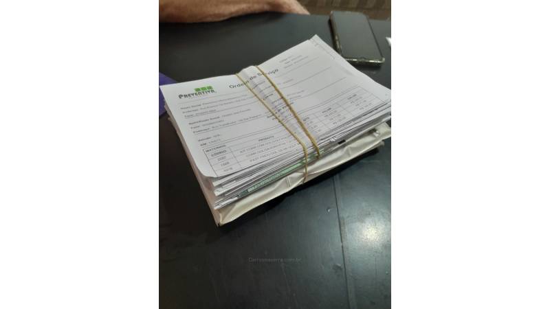 VOLKSWAGEN - GOL - 2011/2012 - Vermelha - R$ 32.900,00