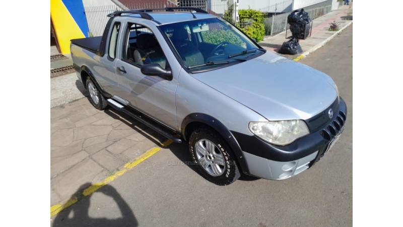 FIAT - STRADA - 2007/2007 - Prata - R$ 27.900,00