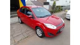 FORD - FIESTA - 2011/2011 - Vermelha - R$ 33.900,00