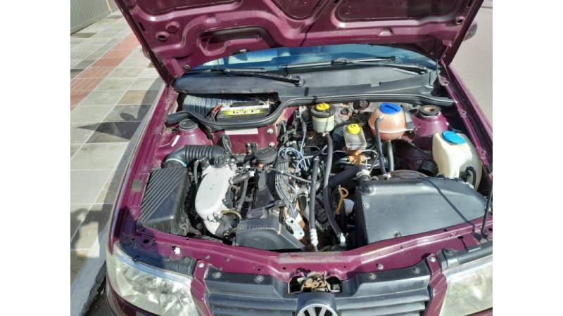 VOLKSWAGEN - SAVEIRO - 2000/2000 - Roxa - R$ 24.500,00