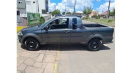 FIAT - STRADA - 2011/2012 - Verde - R$ 36.000,00