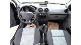 FORD - FIESTA - 2007/2008 - Preta - R$ 19.900,00