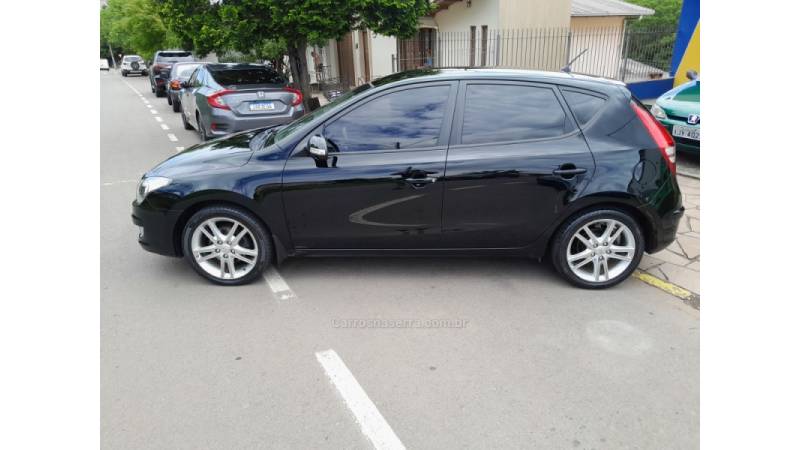 HYUNDAI - I30 - 2011/2012 - Preta - Sob Consulta