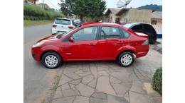 FORD - FIESTA - 2011/2011 - Vermelha - R$ 33.900,00