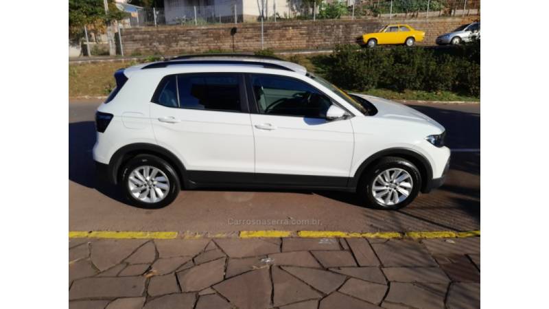 VOLKSWAGEN - T-CROSS - 2020/2020 - Branca - R$ 92.900,00
