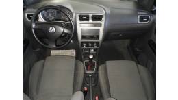 VOLKSWAGEN - FOX - 2011/2012 - Prata - R$ 30.900,00