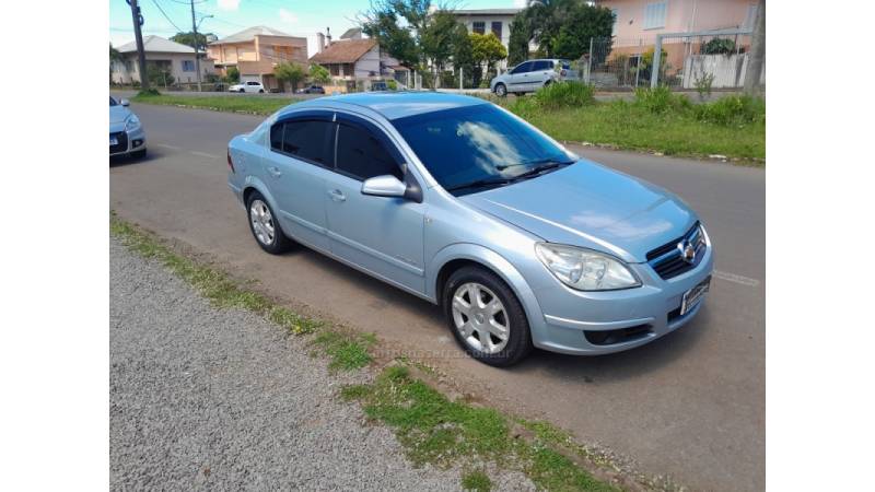 CHEVROLET - VECTRA - 2006/2007 - Prata - R$ 36.500,00