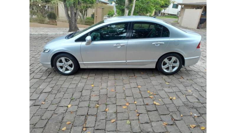 HONDA - CIVIC - 2007/2008 - Prata - R$ 44.900,00