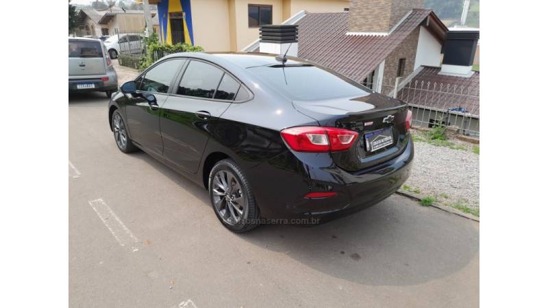 CHEVROLET - CRUZE - 2019/2019 - Preta - R$ 89.900,00