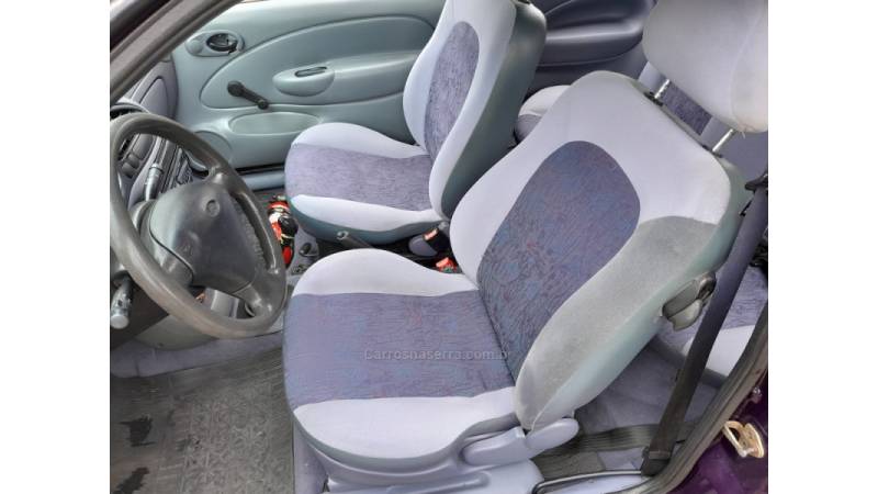 FORD - FIESTA - 1998/1998 - Roxa - R$ 8.500,00