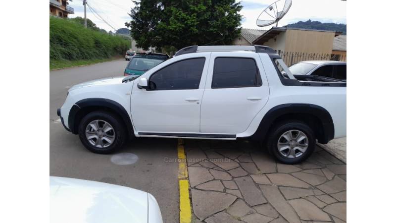 RENAULT - DUSTER OROCH - 2019/2020 - Branca - R$ 80.900,00