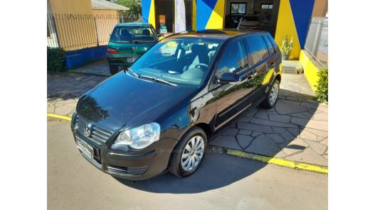 VOLKSWAGEN - POLO - 2010/2011 - Preta - R$ 39.500,00