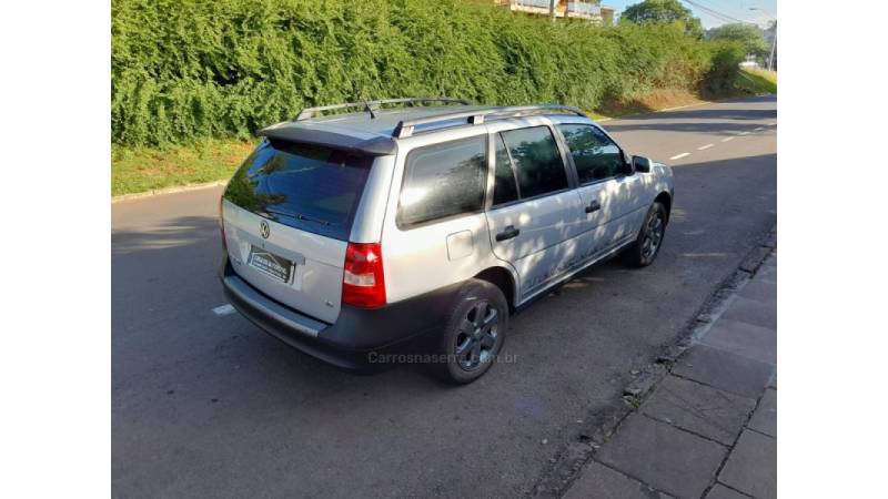 VOLKSWAGEN - PARATI - 2006/2007 - Prata - R$ 35.000,00