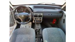 FIAT - UNO - 2005/2005 - Prata - R$ 17.000,00