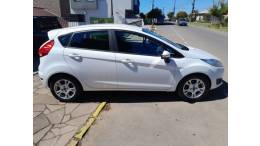 FORD - FIESTA - 2014/2014 - Branca - R$ 41.900,00
