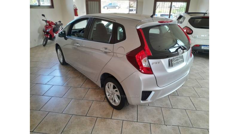 HONDA - FIT - 2016/2016 - Prata - R$ 65.900,00