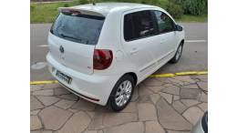 VOLKSWAGEN - FOX - 2012/2012 - Branca - R$ 37.900,00
