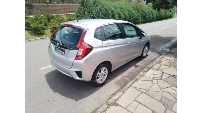 HONDA - FIT - 2016/2016 - Prata - R$ 65.900,00