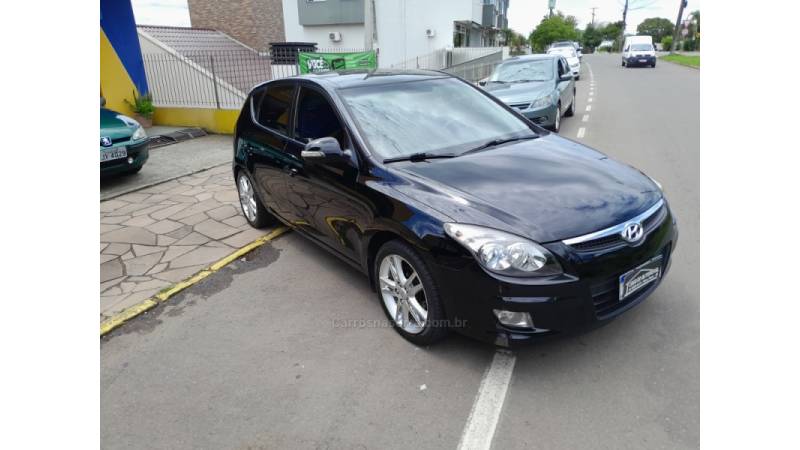 HYUNDAI - I30 - 2011/2012 - Preta - Sob Consulta