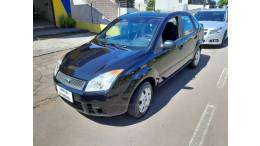 FORD - FIESTA - 2009/2010 - Preta - R$ 26.500,00