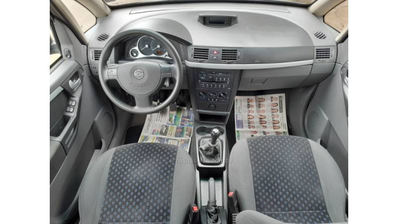 CHEVROLET - MERIVA - 2012/2012 - Verde - R$ 42.900,00