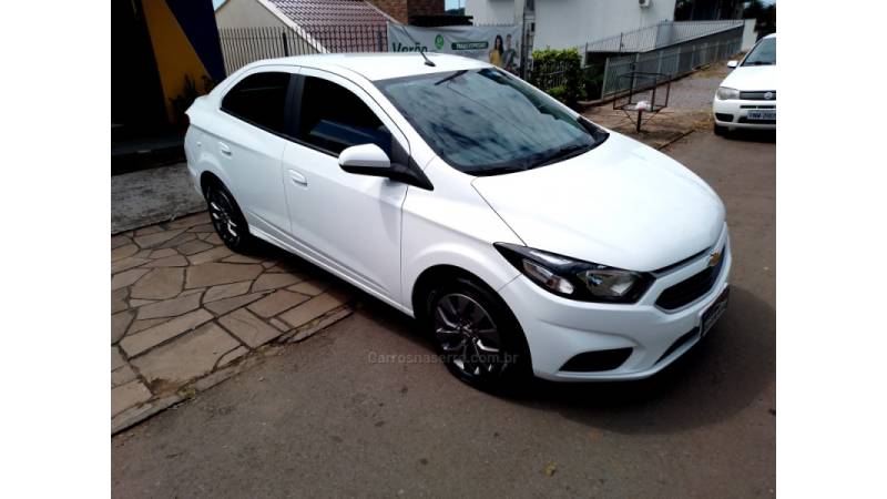 CHEVROLET - PRISMA - 2016/2017 - Branca - R$ 54.500,00