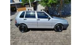 FIAT - UNO - 2005/2005 - Prata - R$ 17.000,00