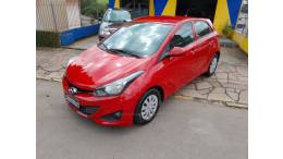 HYUNDAI - HB20 - 2014/2015 - Vermelha - R$ 45.900,00